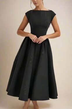 Stella Midi Dress - Classic Black